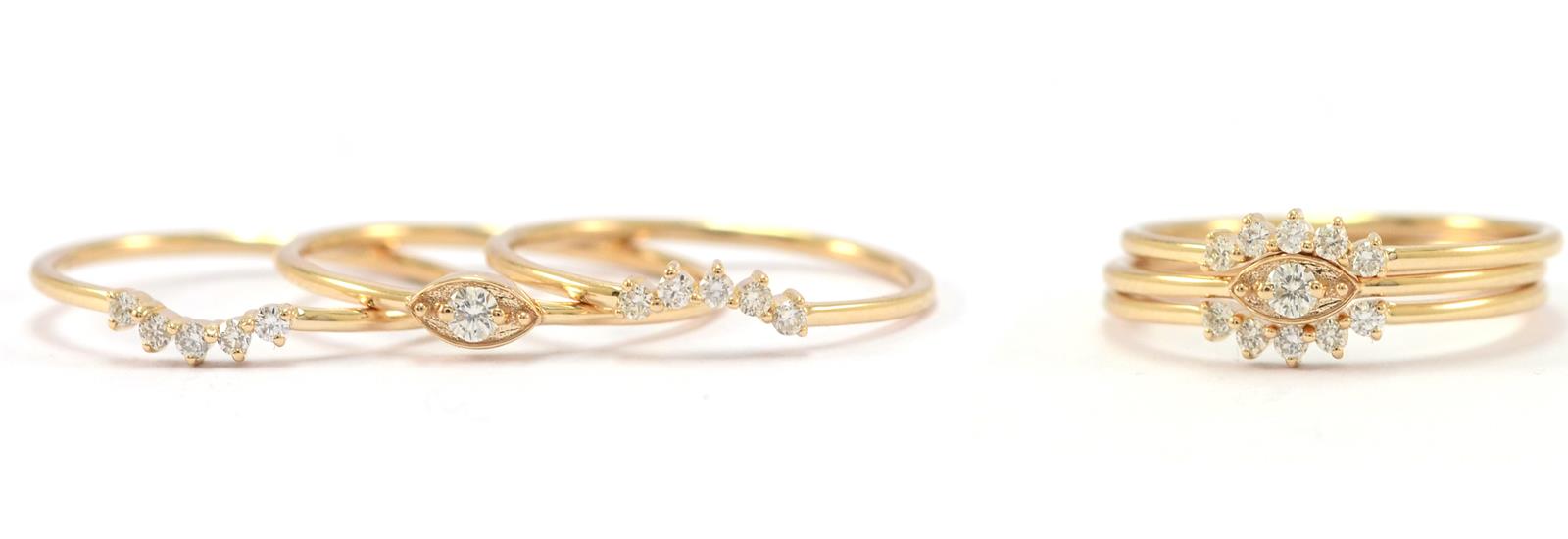 Diamonds Minimalist ring, Gold Dainty Rings